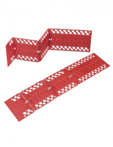 Folding anti-slip rescue plates for vehicles